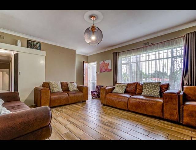 4 BEDROOM HOUSE FOR SALE IN ALLEN GROVE